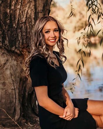 kaitlyn_summerr