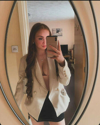 Karina Longsley