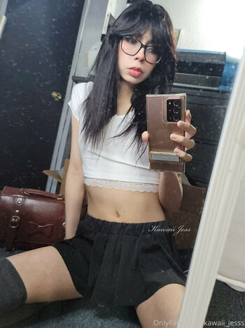 kawaii_jesss
