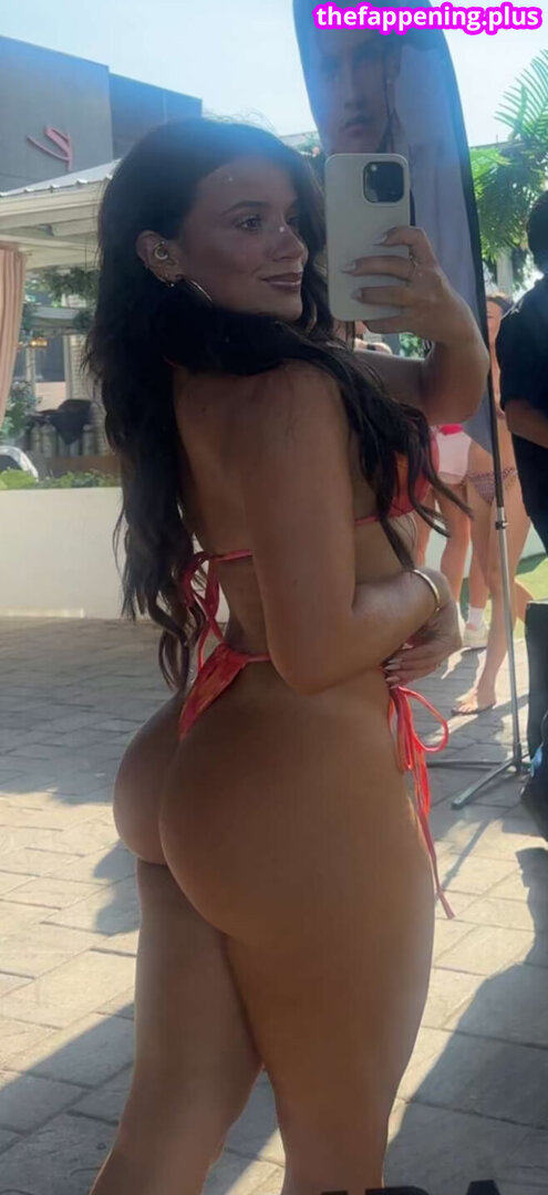 Kayla Manousselis