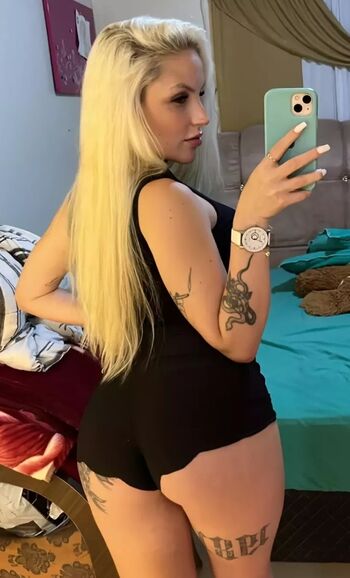kays4nders__