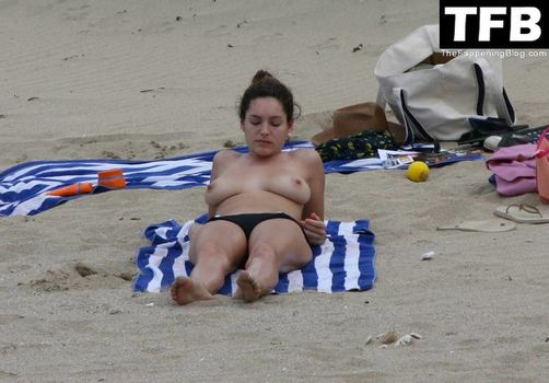 Kelly Brook