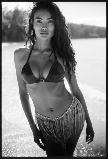 Kelly Gale