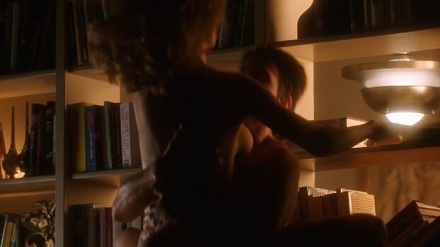 Kelly Preston