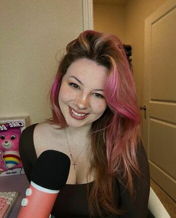 Kendi Ken ASMR
