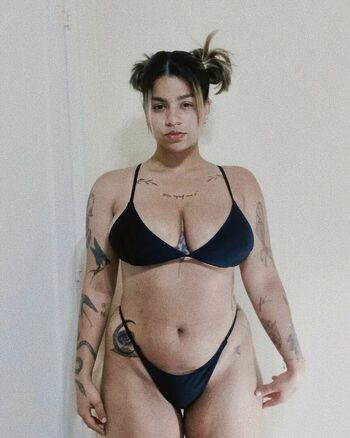Kennya Raposo