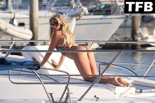 Khloe Terae
