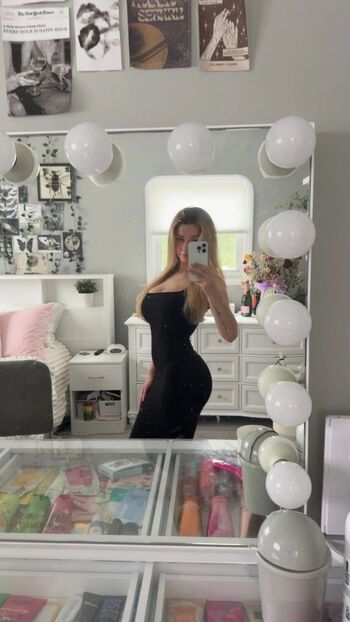Kira_Pregiato