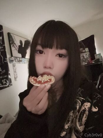 kitsunemai