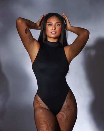 Klea Pineda
