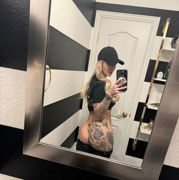 Kleio Valentien