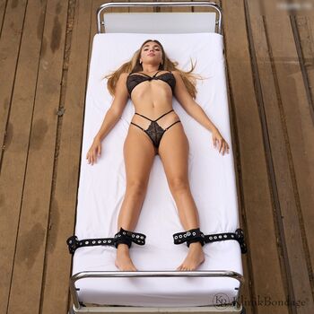 klinikbondage BDSM
