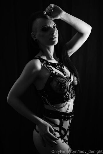 lady_denight