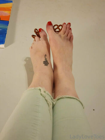 ladylovetoes