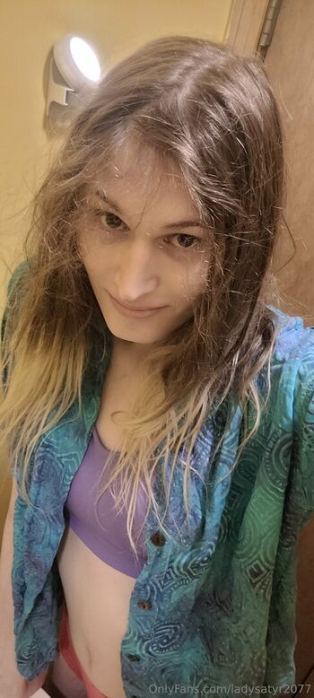 ladysatyr2077