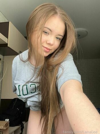 lana_leee
