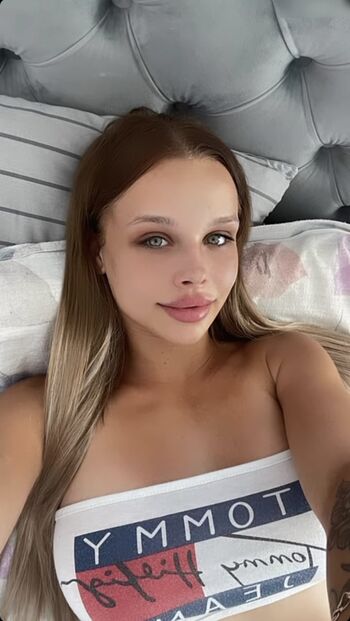 Lara.bttn