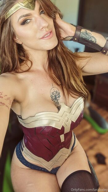 lara_free