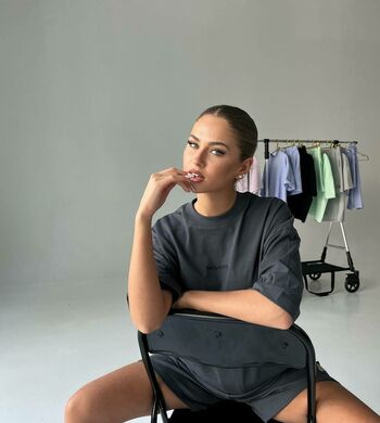 lara_giorr