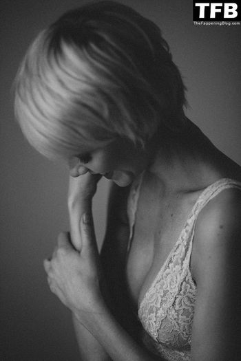 Lara Helmrich