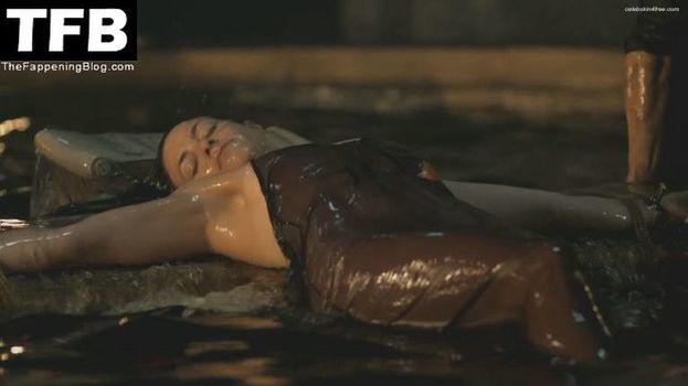 Lara Pulver