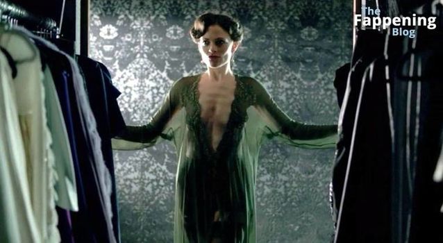 Lara Pulver