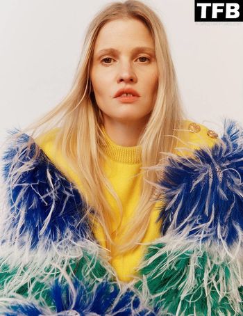 Lara Stone