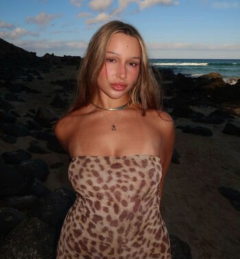 Lara_tepper