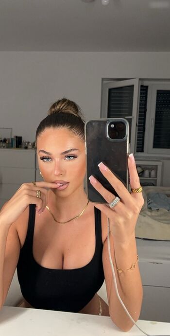 laraemiii