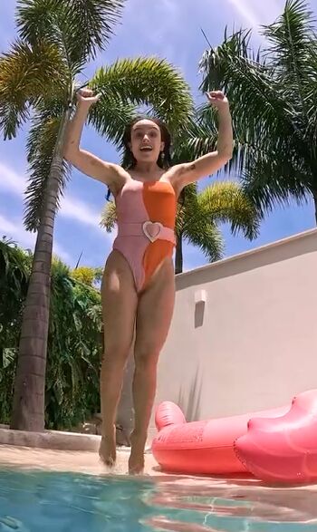 Larissa Manoela