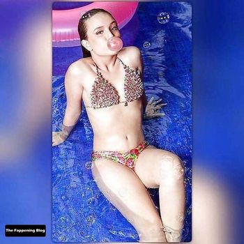 Larissa Manoela