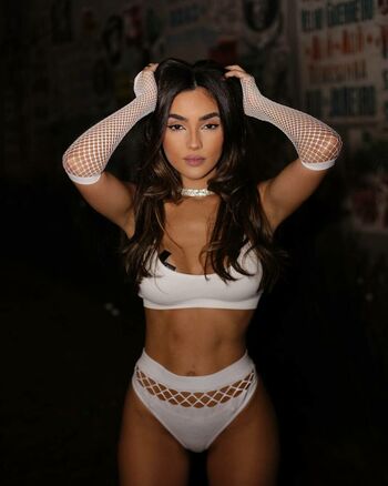 Larissa Ribas