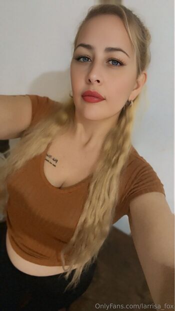 larrisa_fox