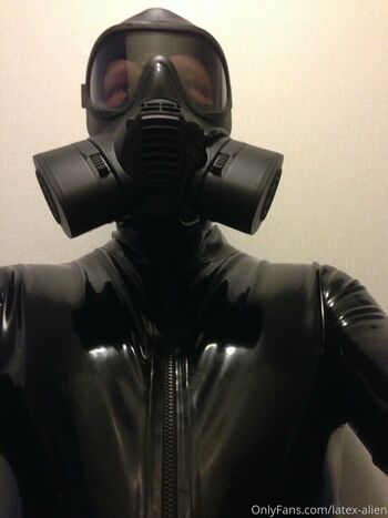 latex-alien