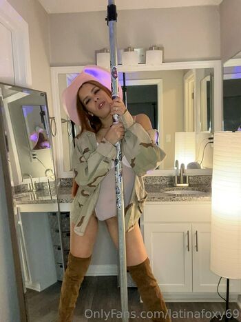 latinafoxy69