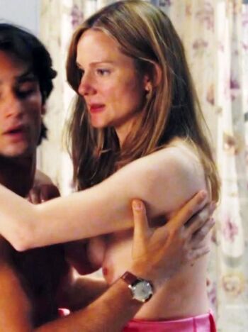Laura Linney