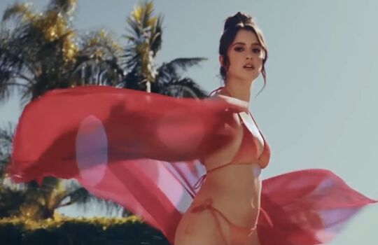 Laura Marano