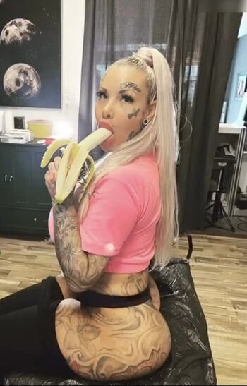Laura Pink