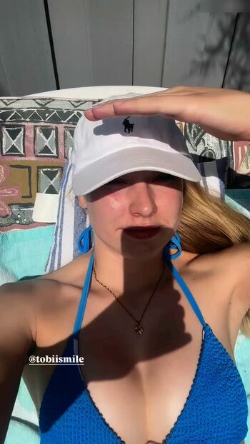 laura__pkr