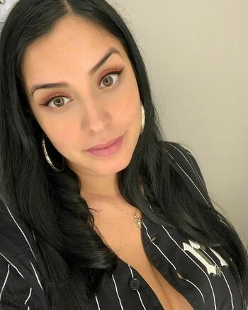 Laura Stylez