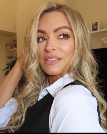 Laura Woods