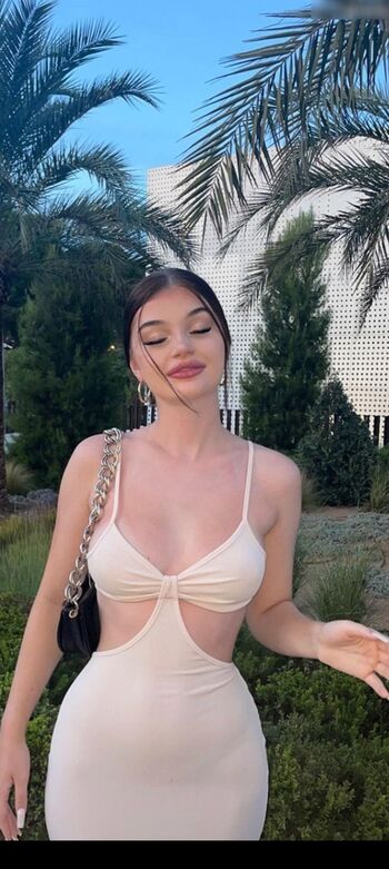 lauraa_.fl
