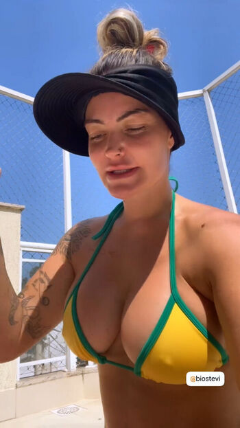 laurakeller