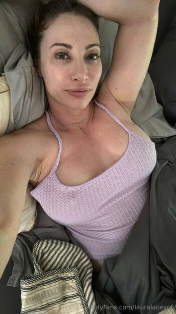 lauralaceyof