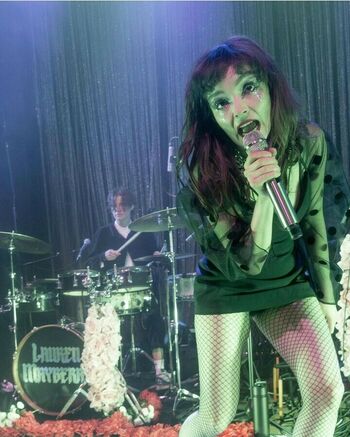 Lauren Mayberry