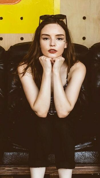 Lauren Mayberry