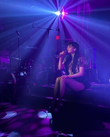 Lauren Mayberry