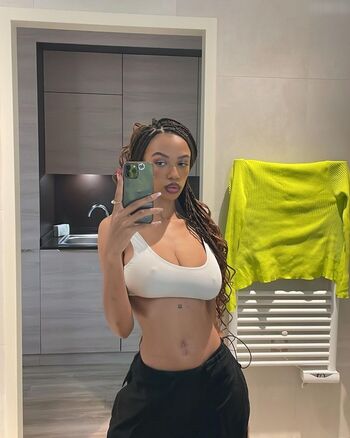 Layla (Laila Darboe)