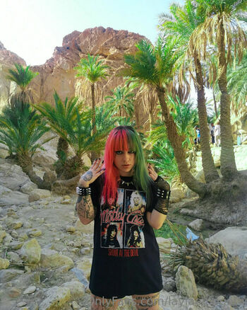 laylaemogoth