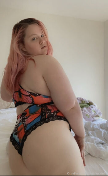 laylaluckie24